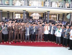 Momen  Bulan Suci Ramadhan Kajati Kunjungi pondok Pesantren.