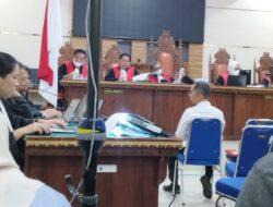 Mantan Rektor Bantah Terima Uang Titipan dari Sulpakar.