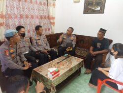 Polres Pesawaran Datangi Rumah Korban penggandaan Uang.