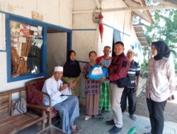 Satuan Narkoba Polresta Bandar lampung Bagikan paket Sembako.