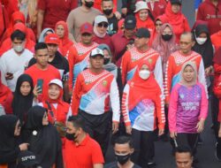 Danrem 043/Gatam ikuti Jalan Sehat HUT Kota Bandar lampung