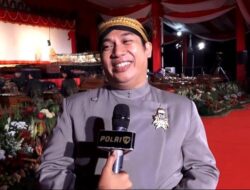 Banjir Apresiasi Warga Kepada  Kapolri atas Kometmen Lestarikan Budaya lewat Wayang Kulit.