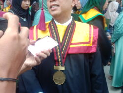 Kepala kemenag Lampung Meraihi Penghargaan penulis Disertasi Terbaik di UIN RIL