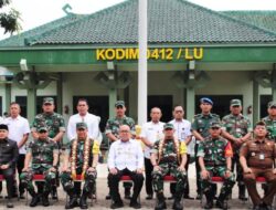 Kasrem  043/Gatam Dampingi  tim Wasev   Mabes TNI AD Tinjau  TMMD ke -117