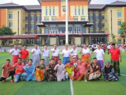 Polda Lampung Adakan  Olahraga Bersama Insan pers Peringati HUT RI ke  -78 tahun 2023