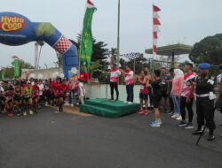 Danrem 043/Gatam Lepas Peserta Lomba Lari Gatam Run 5 K Dan 10 K