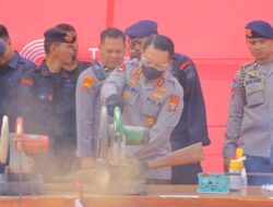 Polda Lampung Musnahkan Ratusan Senjata api Raketan dan Ratusan Amunisi