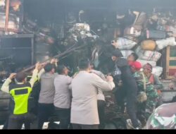 Polda Lampung Respon Cepat Penanganan Kebakaran Kapal Penumpang Tranship 1
