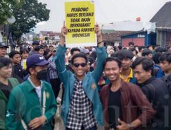 Mahasiswa Lampung Aksi Damai Kawal Janji Politik Prabowo -Gibran