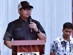 Erwan Bustami sampaikan Sambutan Pada Acara Pelepasan Logistik Pemilu