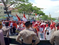 KPU PROVINSI LAMPUNG DIDEMO MASA AML-TPC