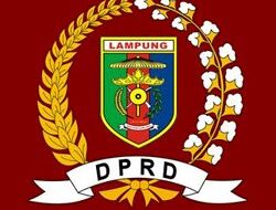 Prediksi hasil DPRD Propinsi  yang Bertahan dan yang Gagal