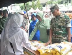 Menjelang Lebaran TNI dan Korem 043/Gatam Gelar Bazar pasar  Murah UMKM