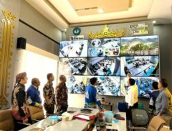 Warek Bidang umum Dan keuangan Melakukan Monitoring Pelaksanaan ujian Berbasis komputer