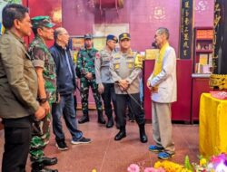 Kapolda  Lampung Dan Jajaran Pantau  Khidmat Perayaan Waisak 2024