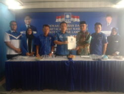 H. Yusirwan(Bang YUS)  kembalikan Berkas Pendaftaran Pencalonan Wali kota Di 4 parpol Dan PKS yang Terakhir