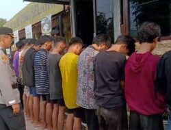 Dua Kelompok  Remaja Tawuran Di Bandar Lampung diAmankan polisi