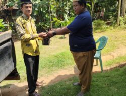 Program Bidang Ketahanan Pangan Pekon Way krui  Bagikan Bibit Kelapa dan Alpukat