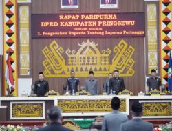Rapat Paripurna DPRD Pringsewu Sahkan RLPP APBD Pringsewu 2023