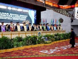 Unila kukuhkan Prof. Dr. Syarif Makhya Sebagai Guru Besar