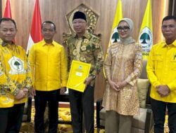 Akhirnya Rekom GOLKAR Di Serahkan kepada RMD -JIHAN Nurlela