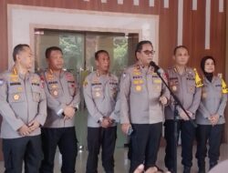 Operasi Cooling System (NCS) POLRI Gelar Bakso Bagikan 5000 Paket Sembako