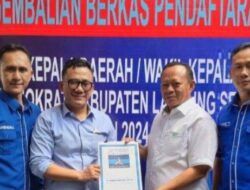 Hendri Rosyadi Orang Pertama Kembalikan Berkas Penjaringan DPC Partai Demokrat Lamsel