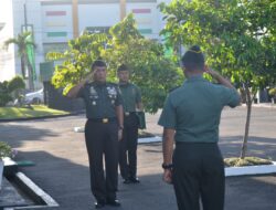 Upacara Bulanan Kasrem 043/Gatam Bacakan Amanat Panglima TNI