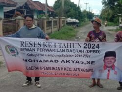 Usai Lakukan Reses, Fraksi PKS DPRD Lamsel M. Akyas SE., Tinjau Jalan Produksi Pertanian
