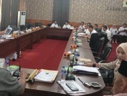Pansus Banggar DPRD Lamsel Soroti Bantuan Sumur Bor dan Kebutuhan Pupuk Petani Pada DTPH-Bun