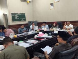 Bahas Ranperda Perubahan APBD Lamsel 2024 Tingkat Komisi,. DPRD Lamsel Jadikan PPDB Topik Utama