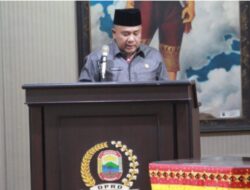 Soroti Kemajuan Kabupaten Lamsel, Fraksi PKS Berpantun Diakhiri Pandangan Umum