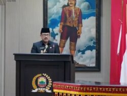 Sekdakab Lamsel Thamrin, Sampaikan Rancangan KUA-PPAS APBD TA 2025 Pada Rapat Paripurna DPRD