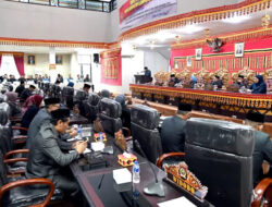 Ketua DPRD Lamsel Resmi Membuka Rapat Sidang Paripurna Pembahasan Rancangan APBD Tahun 2025