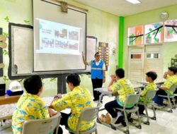 Hari Guru Nasional PLN Kenalkan Energi Bersih di Sekolah.