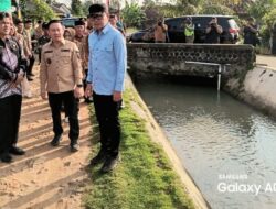 Wamendagri Bima Arya Tinjau Irigasi di Pringsewu, Dorong Swasembada Pangan Nasional