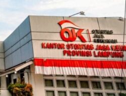 Otoritas Jasa Keuangan (OJK) Mendorong Industri Jasa Keuangan Untuk Mengoptimalkan Pembiayaan/Kridet.