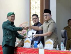 Pj  Sekretaris Daerah Lampung Freddy Menghadiri Rapat Paripurna DPRD