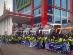 Walikota Bandar Lampung Bunda Eva Dwiana Lepas Peserta wisata Rohani