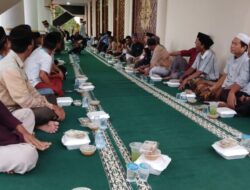 Masjid Islamic Tanggamus Siapkan Nasi kotak Bagi Jamaah Berbuka Puasa
