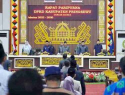 Rapat Paripurna  DPRD Pringsewu, Bupati Pringsewu Riyanto Pamungkas Sampaikan Pidato Perdana