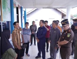 Ketua DPRD Suherman Bersama Bupati Riyanto Pamungkas,Tinjau  pasar  Banyumas