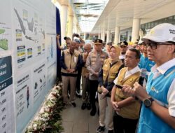 Kunjungi SPKLU Banten , Menteri ESDM Apresiasi PLN Sambut Mudik Lebaran 2025