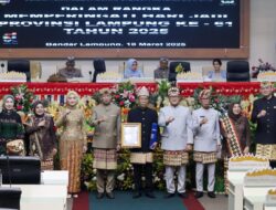 Gubernur Lampung Menganugerahkan Gelar Pahlawan Daerah wan Abdurrahman