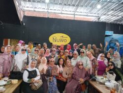 Lebaran Idul Fitri  Momentum Saling Memaafkan Keluarga   Cinta Nada Lampung  Gelar Halal Bihalal  di Rumah makan Pindang Nuwo