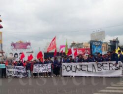Massa Buruh Peringati May day dengan Long March keTugu Adipura