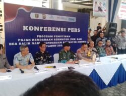 Mobil Dinas yang Nunggak Pajak Kendaraannya boleh Menggunakan dana  APBD
