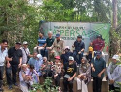 Rombongan Dosen ITB Terpesona Dengan Taman kupu-kupu Gita Persada
