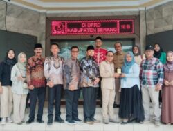 Bapemperda DPRD Pringsewu Kaji Pemekaran Desa Lewat Kunker ke Serang