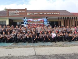 Kapolres Way Kanan Pimpin Upacara Kenaikan Pangkat 44 Personel,Jaga Nama Baik Institusi